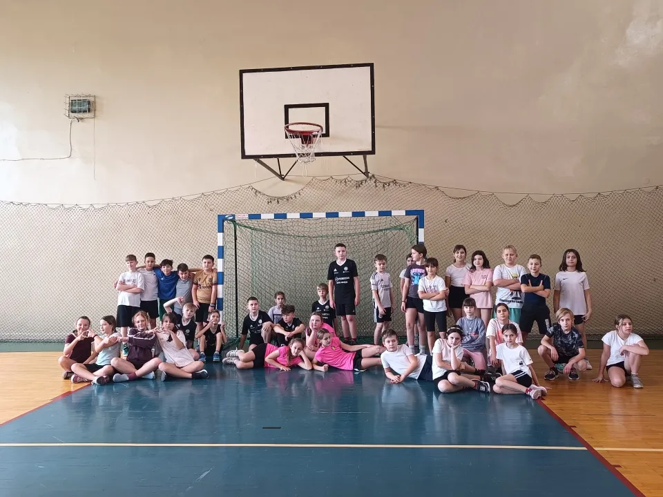 Sportowy Turniej Mikołajkowy — zdjęcie 23