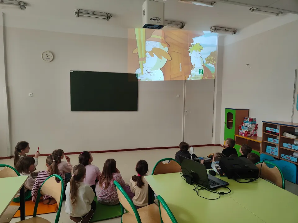 DBI w świetlicy — zdjęcie 14