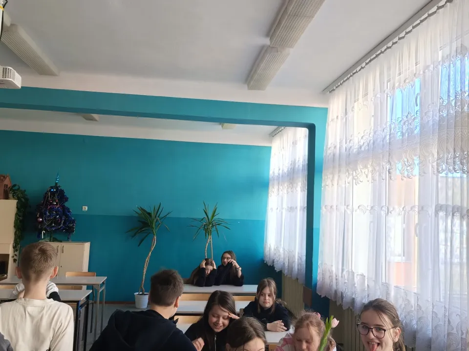 Dzień Kobiet w 4a — zdjęcie 3