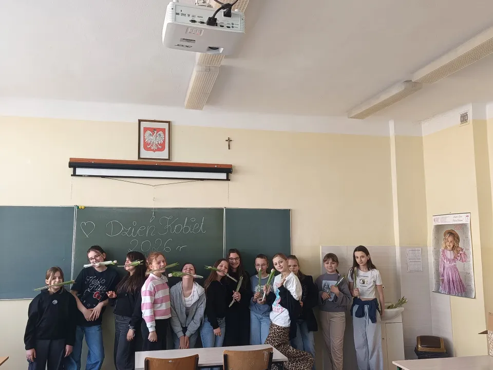 Dzień Kobiet w 4a — zdjęcie 6