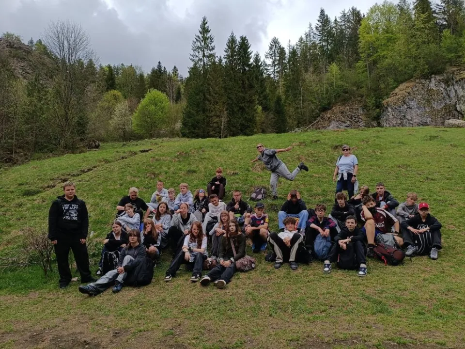 Trzy Korony, sto uśmiechów – Pieniny zdobyte przez klasy 6c i 7a!  — zdjęcie 3