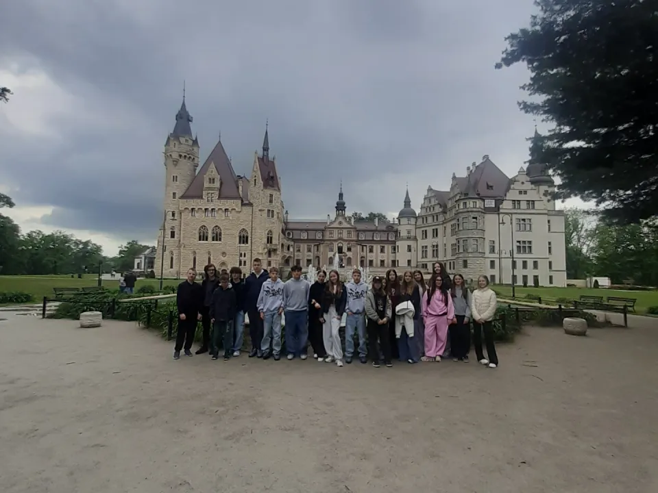 Wycieczka 7c do Mosznej — zdjęcie 9