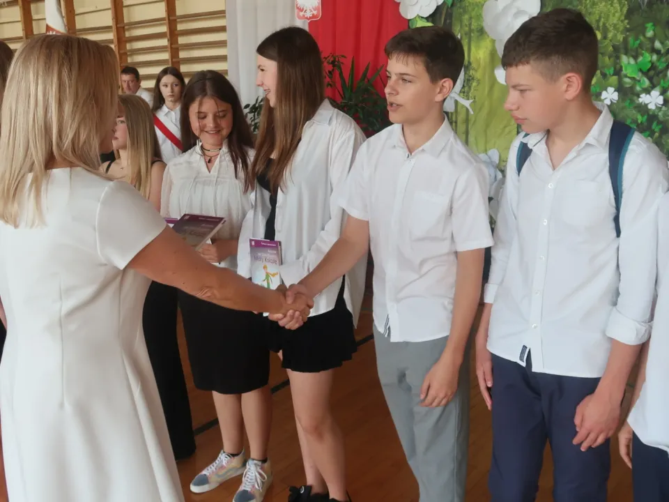 Zakończenie roku szkolnego klas IV-VII — zdjęcie 7