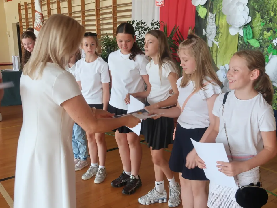 Zakończenie roku szkolnego klas IV-VII — zdjęcie 8