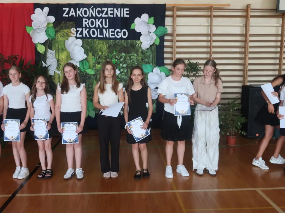 Zakończenie roku szkolnego klas IV-VII — zdjęcie 11