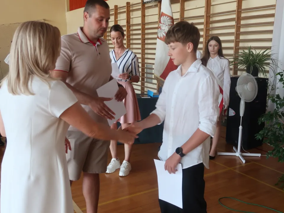 Zakończenie roku szkolnego klas IV-VII — zdjęcie 13