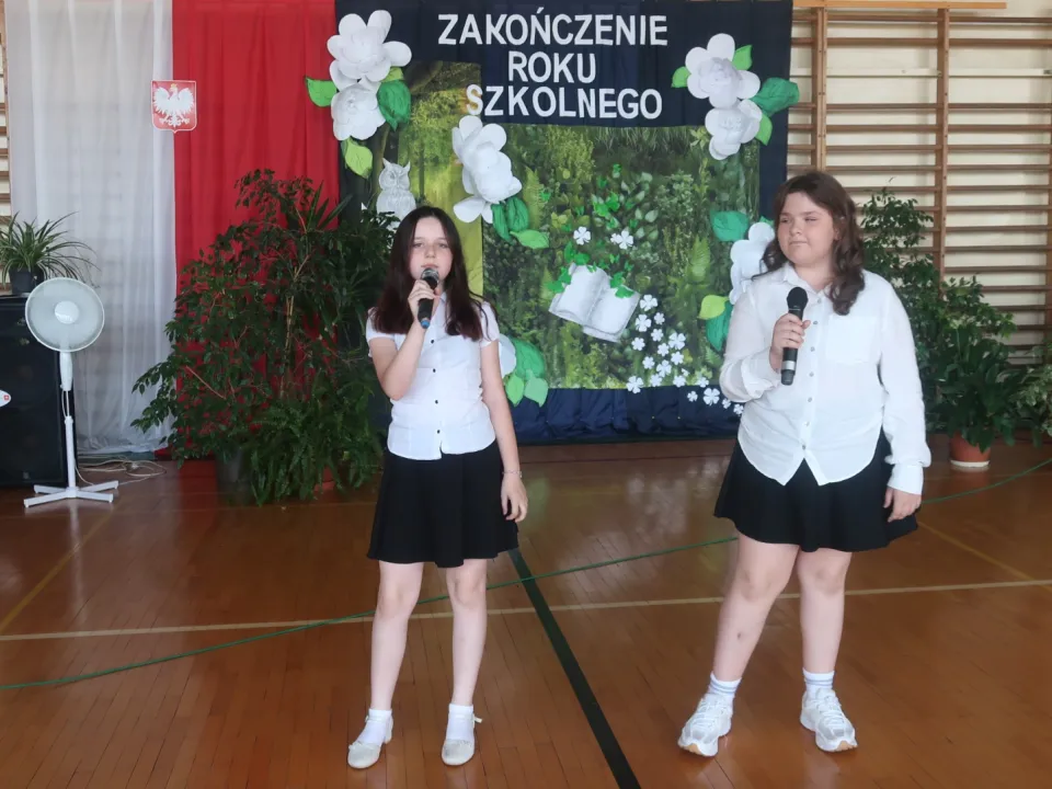 Zakończenie roku szkolnego klas IV-VII — zdjęcie 14