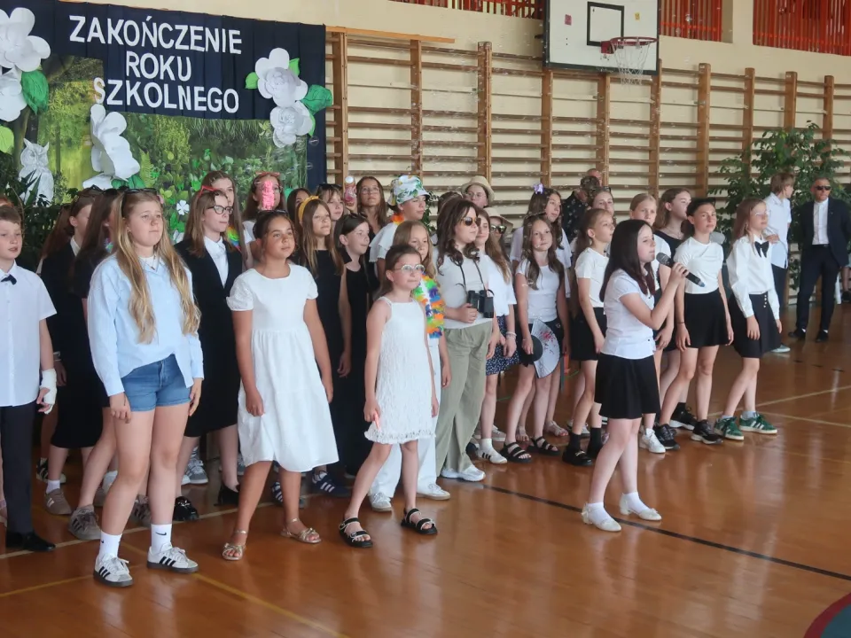 Zakończenie roku szkolnego klas IV-VII — zdjęcie 29