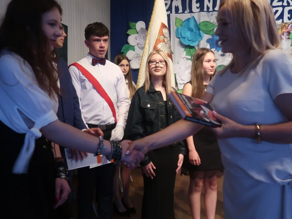 Uroczyste zakończenie roku szkolnego 2025/2026 klas ósmych — zdjęcie 14
