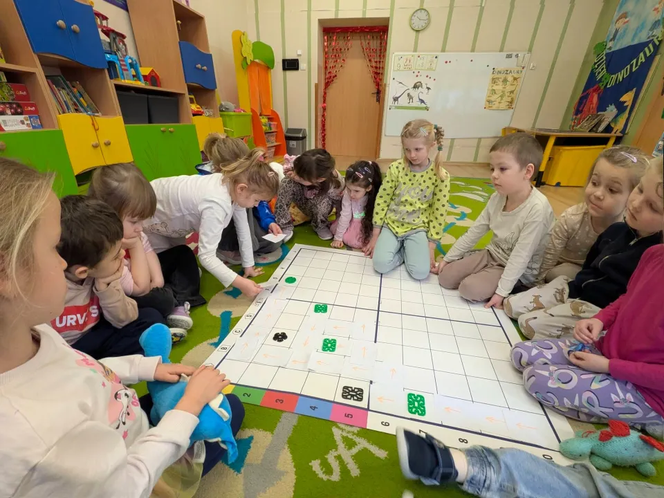 Dzień Dinozaura w grupie Biedronek  — zdjęcie 5