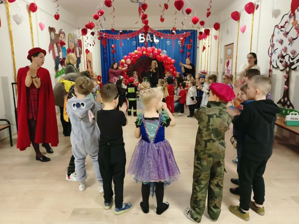 Bal Karnawałowy w Walentynkowym stylu — zdjęcie 2