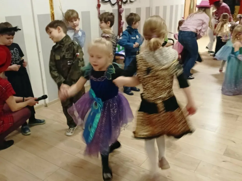Bal Karnawałowy w Walentynkowym stylu — zdjęcie 6