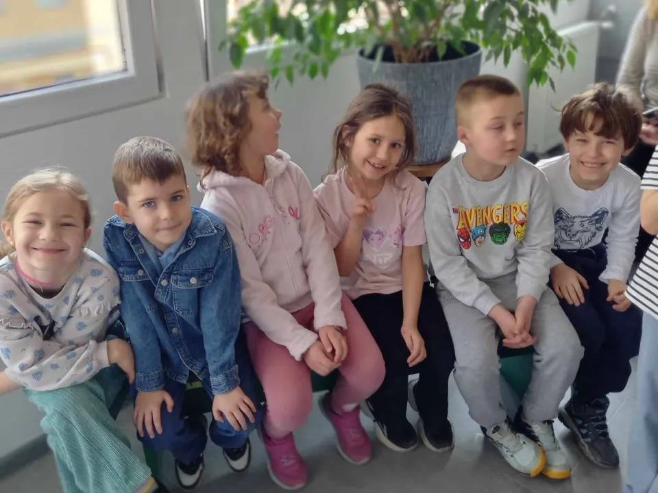 Delfiny poznają zawody, czyli wizyta w salonie barberskim — zdjęcie 4