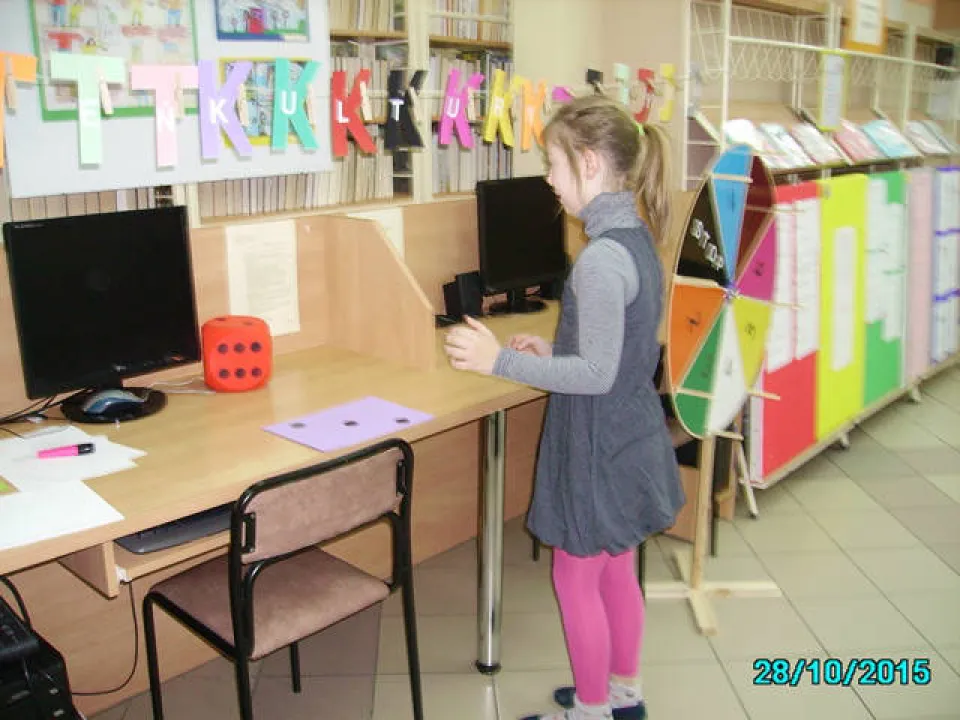 biblioteka — zdjęcie 3