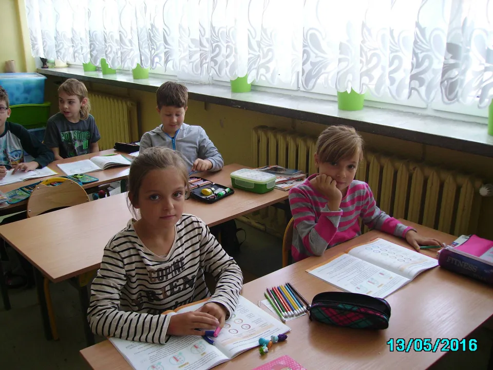 Klasa IIIc wita w nowym roku szkolnym. — zdjęcie 2