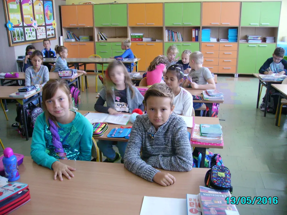 Klasa IIIc wita w nowym roku szkolnym. — zdjęcie 7
