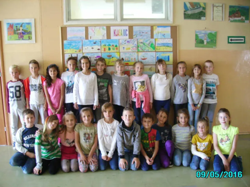 Klasa IIIc wita w nowym roku szkolnym. — zdjęcie 15