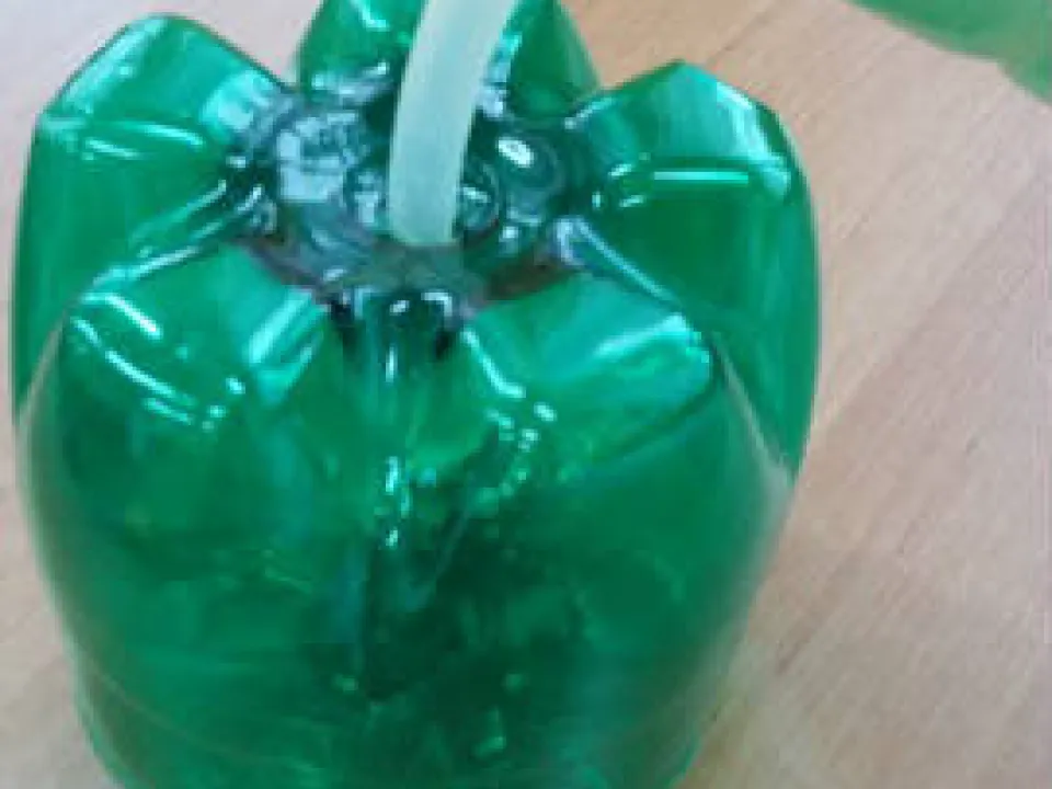Recyklingowe zabawki na technice — zdjęcie 15