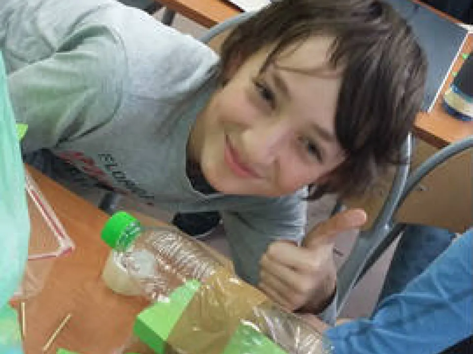 Recyklingowe zabawki na technice — zdjęcie 36
