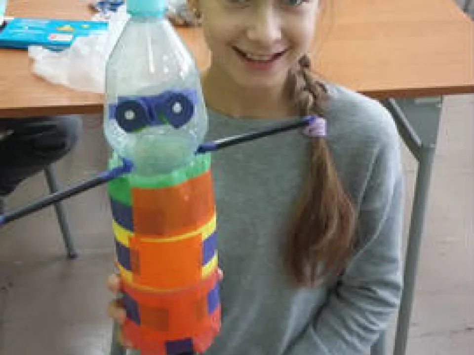 Recyklingowe zabawki na technice — zdjęcie 38