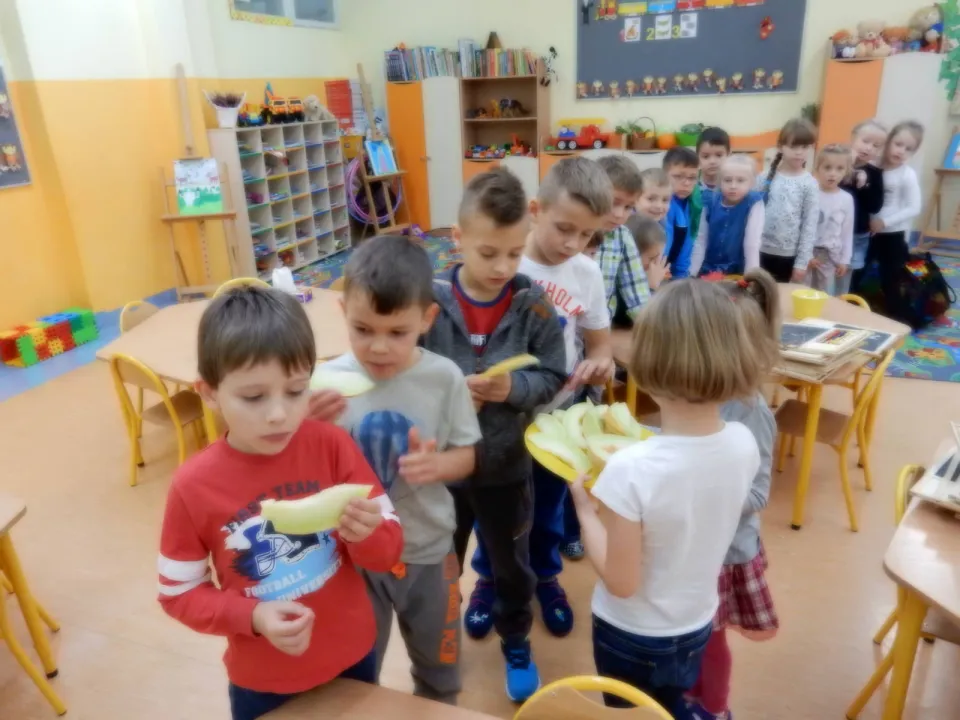 Uczymy się przygotowywać zdrowe przekąski. — zdjęcie 2