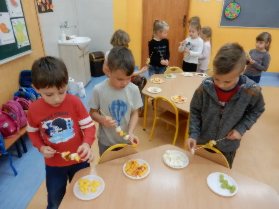 Uczymy się przygotowywać zdrowe przekąski. — zdjęcie 5