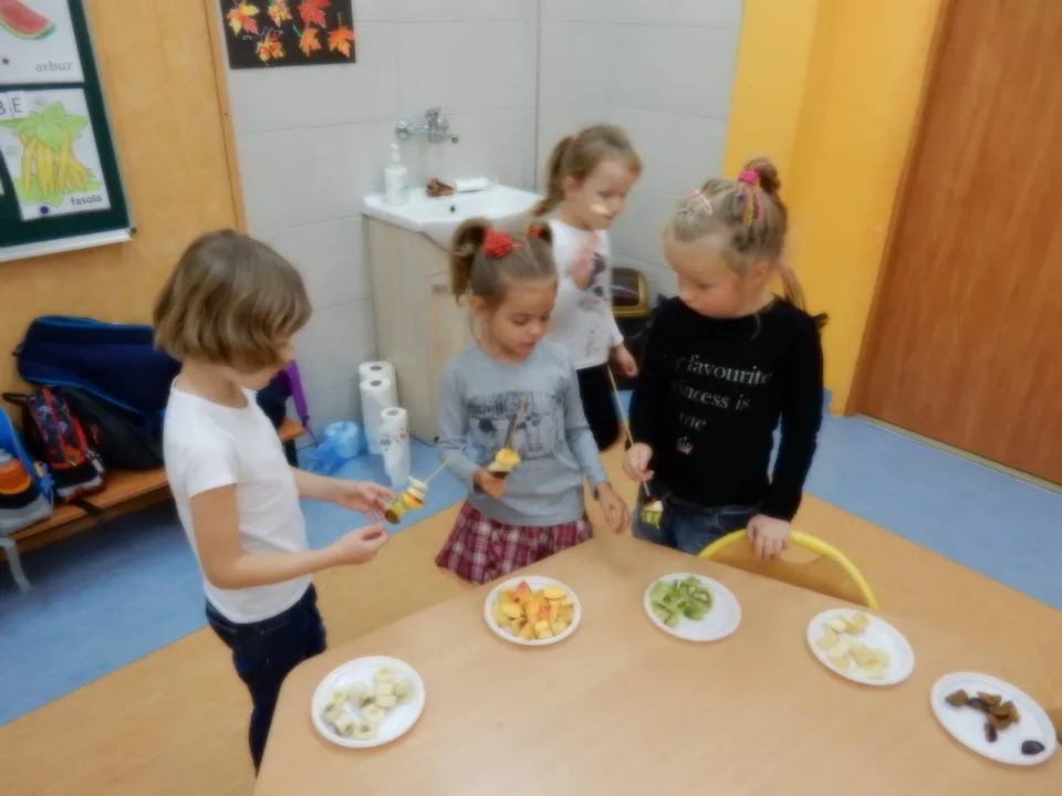 Uczymy się przygotowywać zdrowe przekąski. — zdjęcie 6