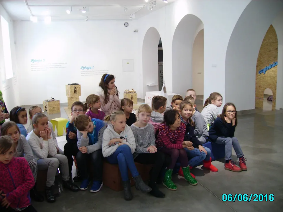 Klasa III C na “Lekcji Desingu” w Institute of Desigin w Kielcach — zdjęcie 20