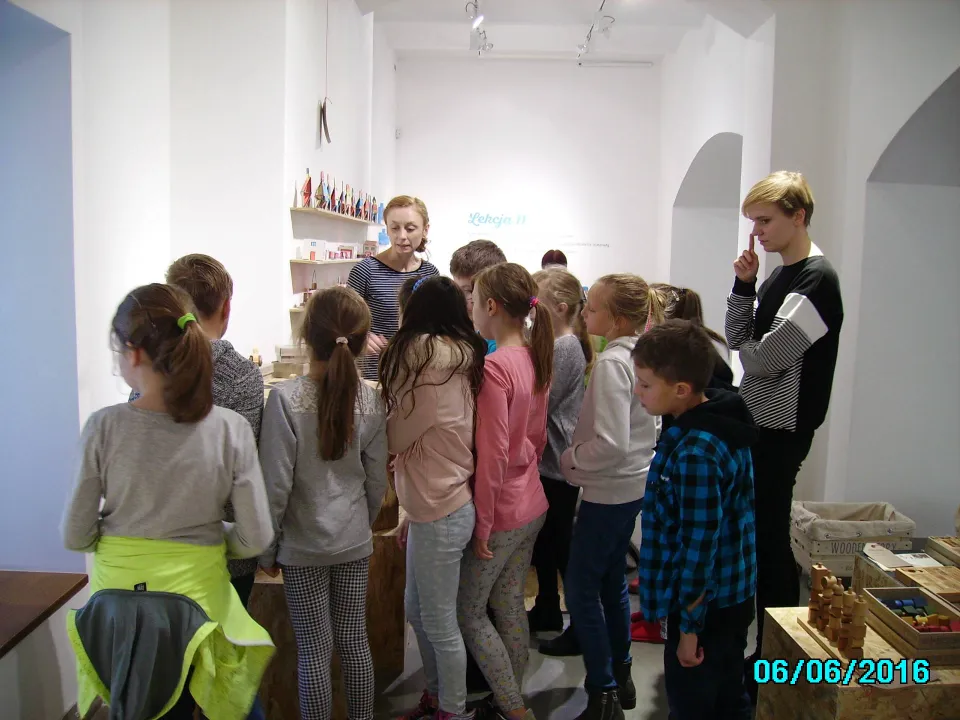 Klasa III C na “Lekcji Desingu” w Institute of Desigin w Kielcach — zdjęcie 25