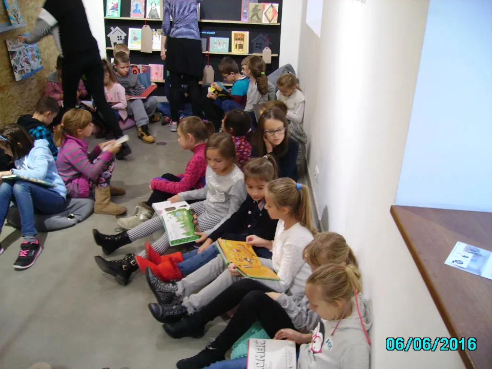 Klasa III C na “Lekcji Desingu” w Institute of Desigin w Kielcach — zdjęcie 30