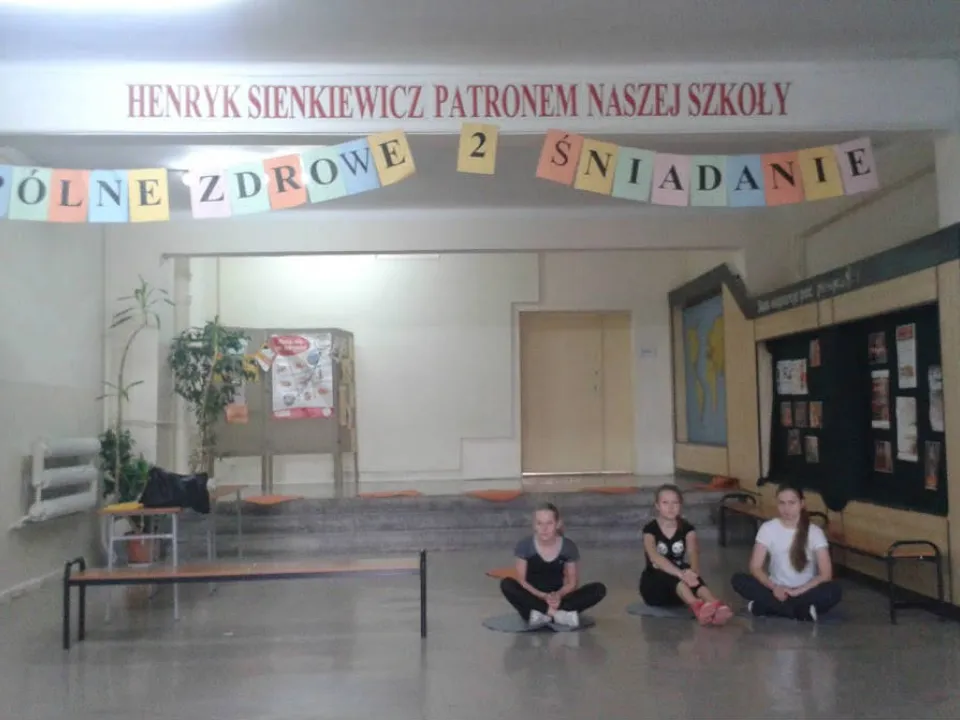 „Wspólne , zdrowe 2 śniadanie” w szkole. — zdjęcie 7