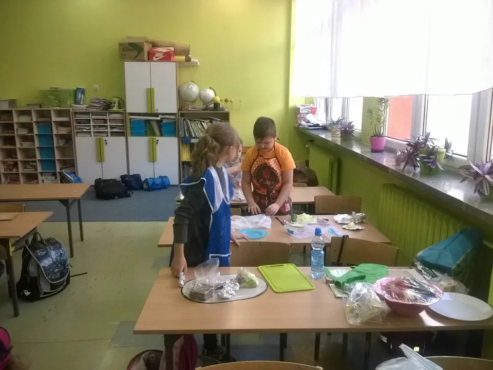 "Śniadanie daje moc" w klasie 3B — zdjęcie 2