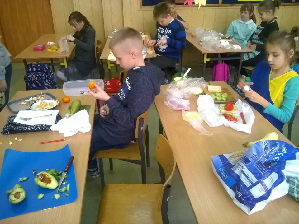 "Śniadanie daje moc" w klasie 3B — zdjęcie 7