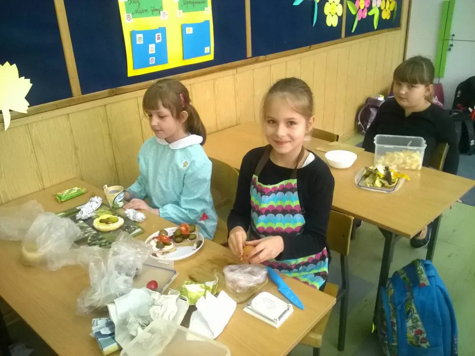"Śniadanie daje moc" w klasie 3B — zdjęcie 10