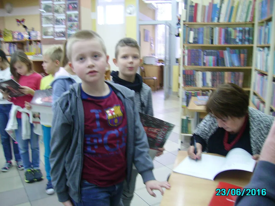 Klasa III C w bibliotece osiedlowej — zdjęcie 12