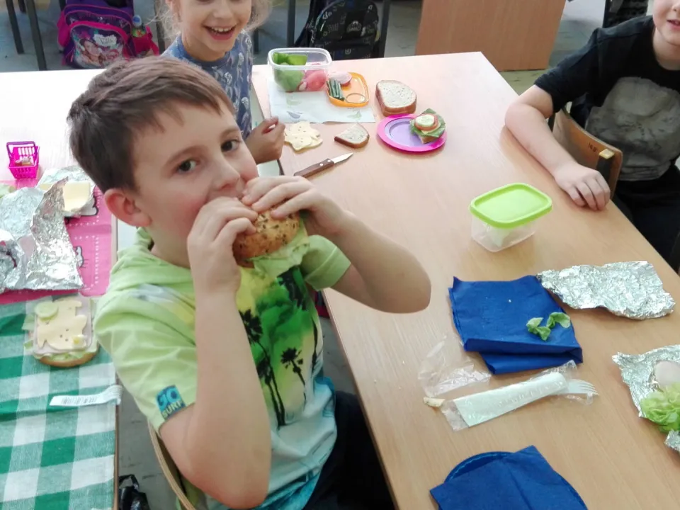"Sniadanie daje moc" tak twierdzi 3D — zdjęcie 17