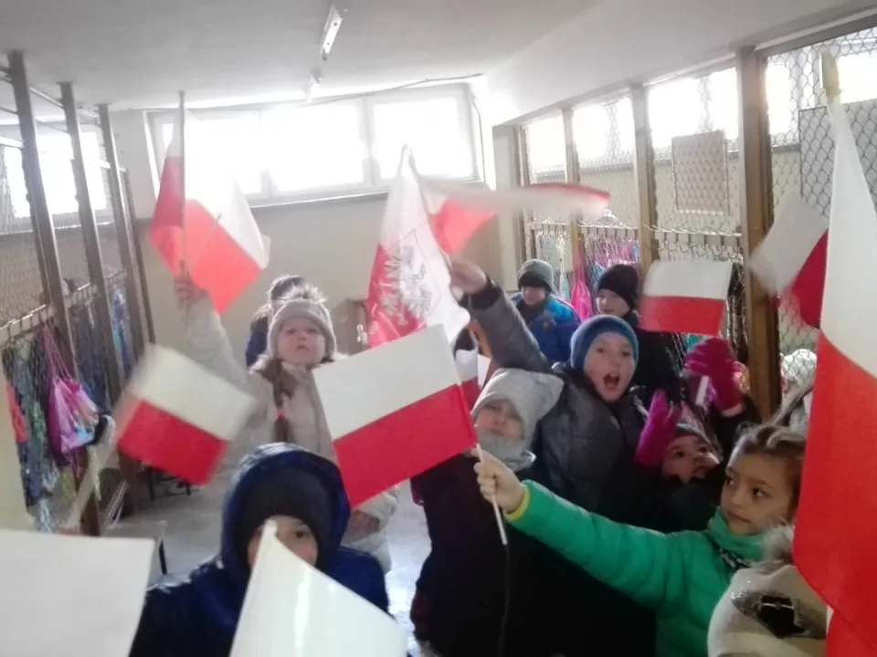 Klasa 3D podczas Marszu Niepodległościowego. — zdjęcie 1