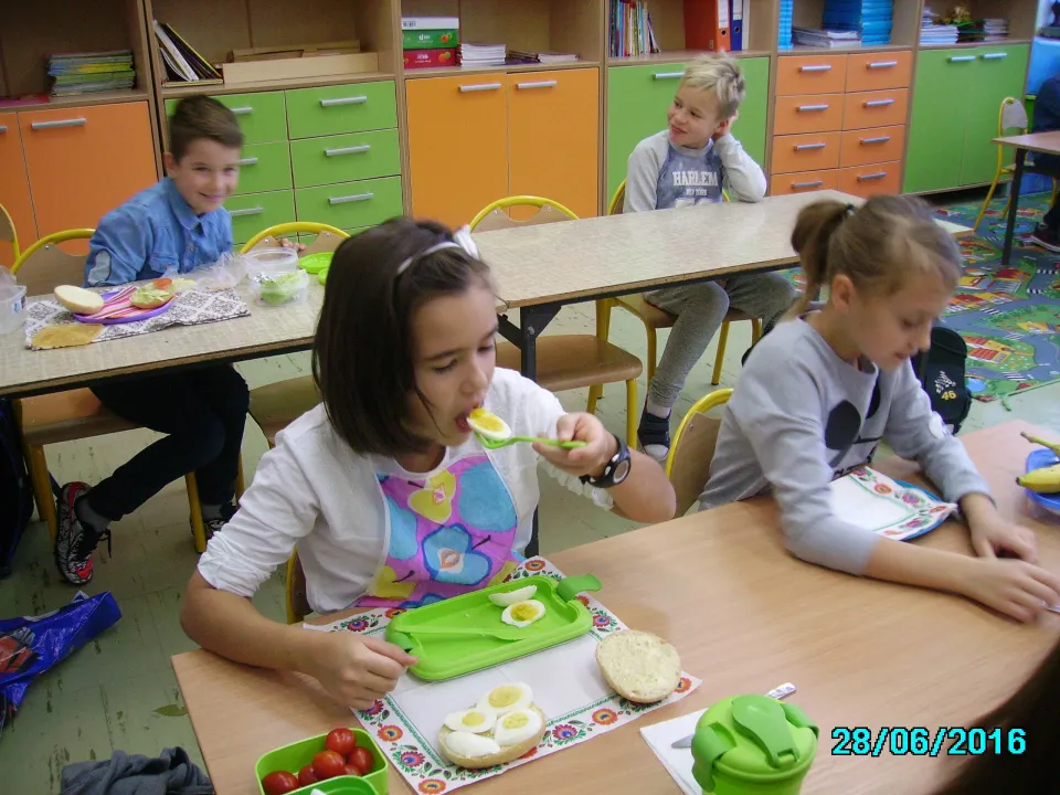 Czy śniadanie daje moc? – odpowiedzi udziela klasa III C — zdjęcie 2