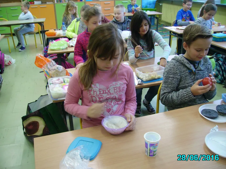 Czy śniadanie daje moc? – odpowiedzi udziela klasa III C — zdjęcie 5