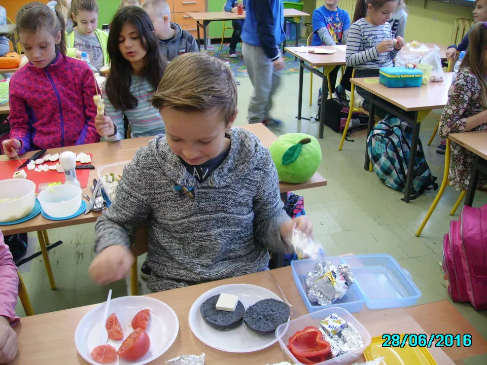 Czy śniadanie daje moc? – odpowiedzi udziela klasa III C — zdjęcie 13