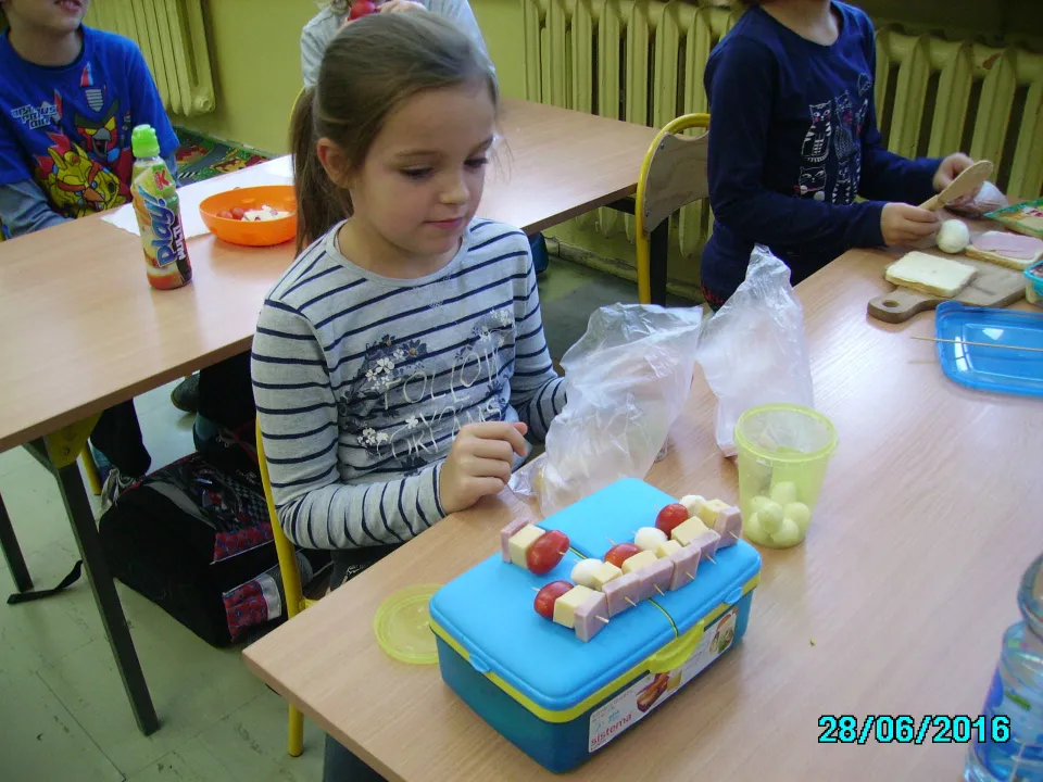 Czy śniadanie daje moc? – odpowiedzi udziela klasa III C — zdjęcie 21