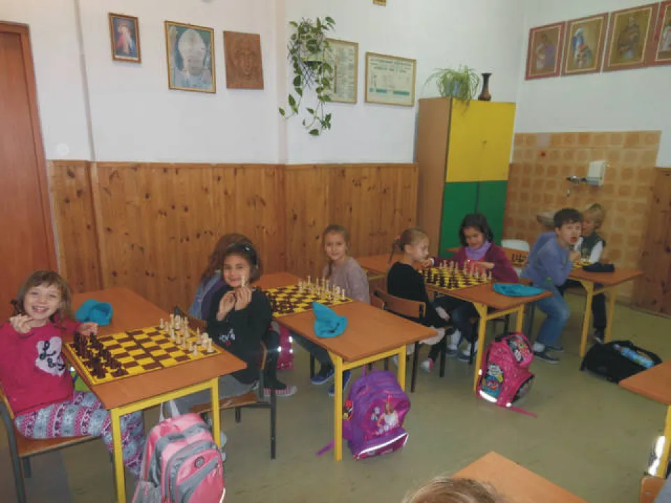 Szachy w szkole SP — zdjęcie 3