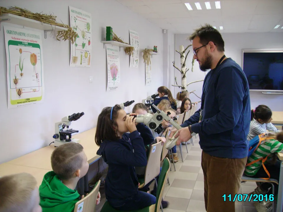 Klasa III C w Ogrodzie Botanicznym w Kielcach — zdjęcie 18