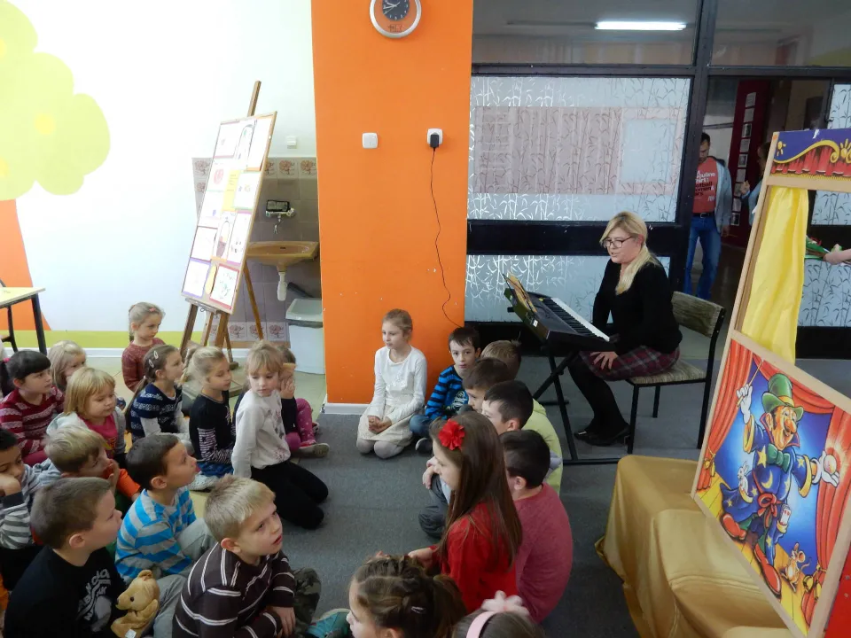 Przedstawienie świetliczaków — zdjęcie 15