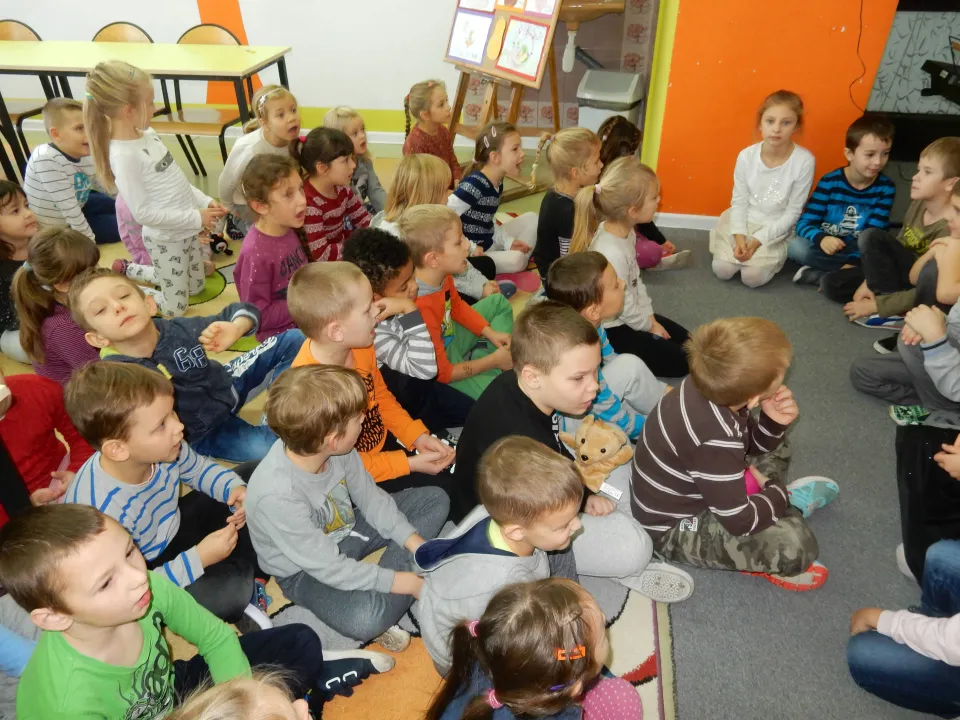 Przedstawienie świetliczaków — zdjęcie 16