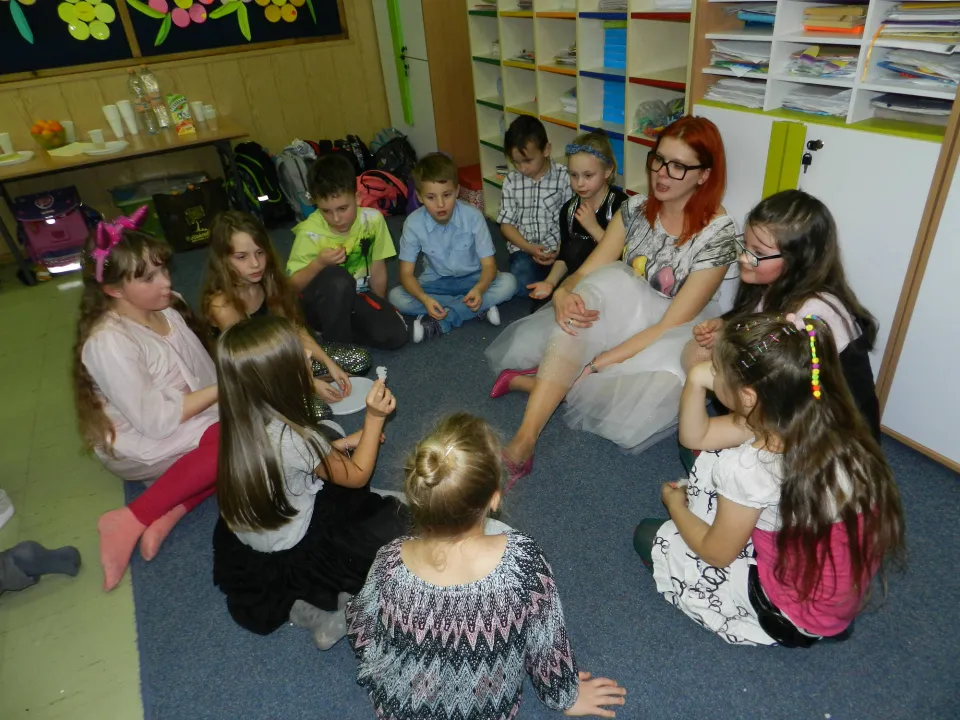 Dyskoteka Andrzejkowa w IIID — zdjęcie 15