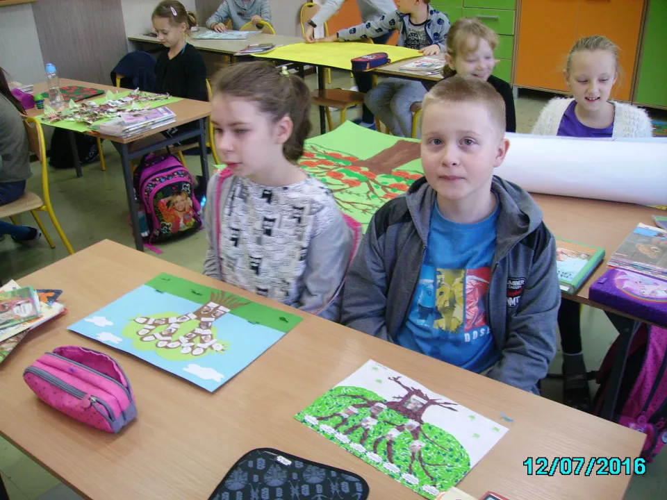 Klasa III C poznaje historię swojej rodziny. — zdjęcie 17