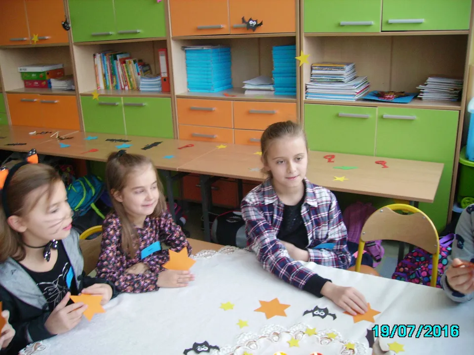 Andrzejki w klasie III C — zdjęcie 10