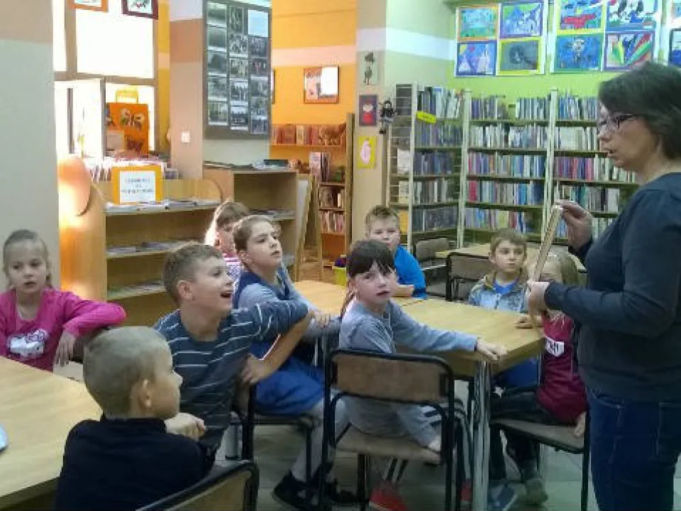 Klasa IIb w Bibliotece Publicznej — zdjęcie 1
