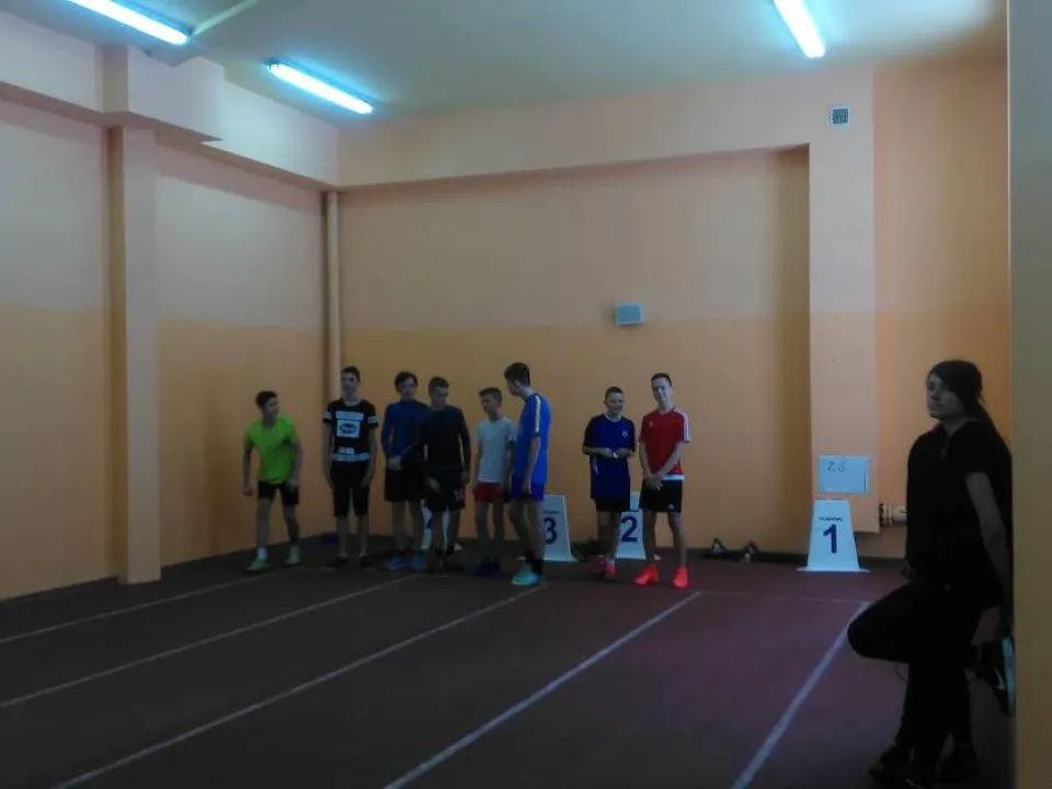 Zawody lekkoatletyczne — zdjęcie 1